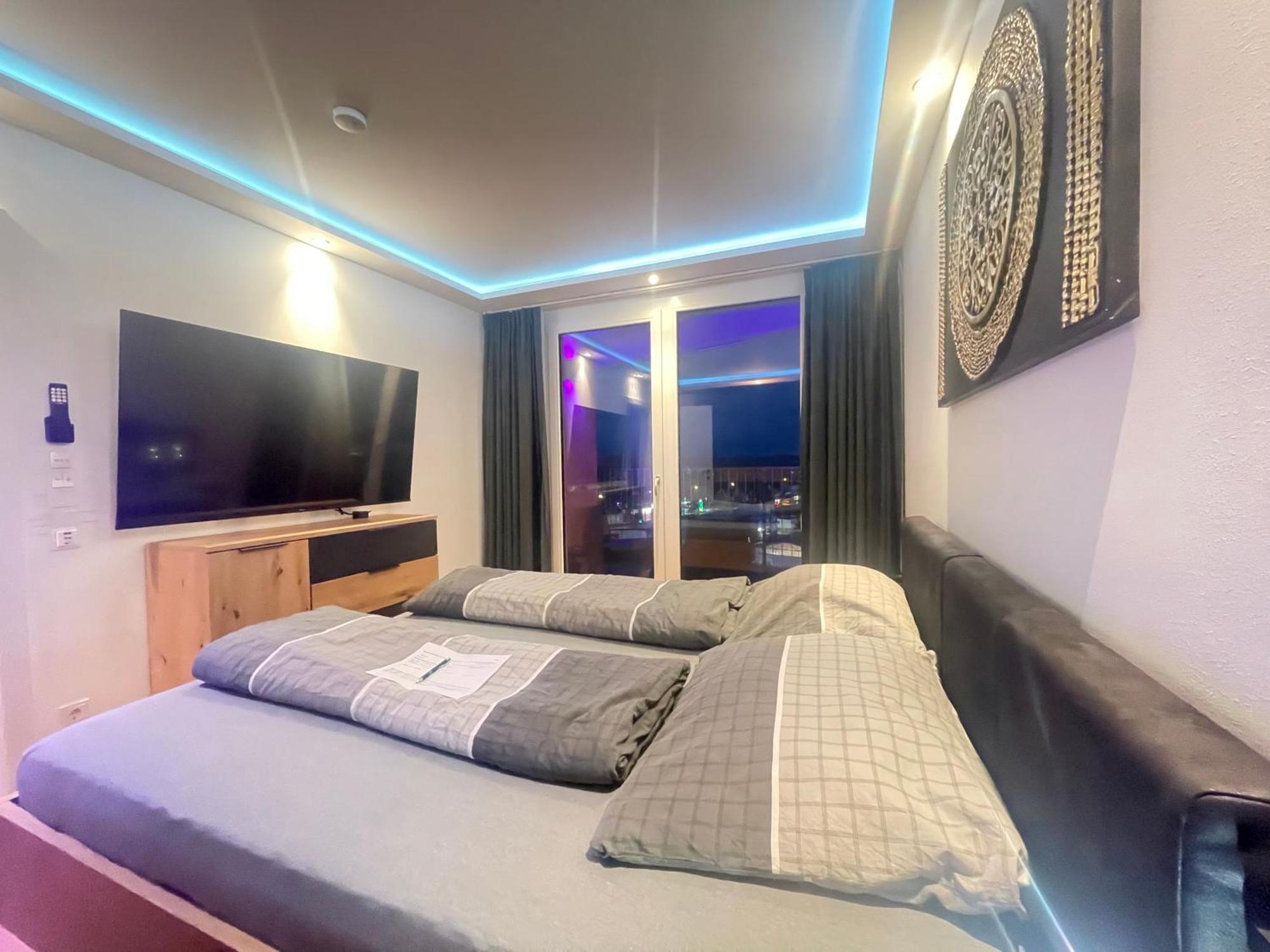 100 Qm Penthouse, Self-Check-In, 2 Parkplaetze Apartment Graz Exterior foto
