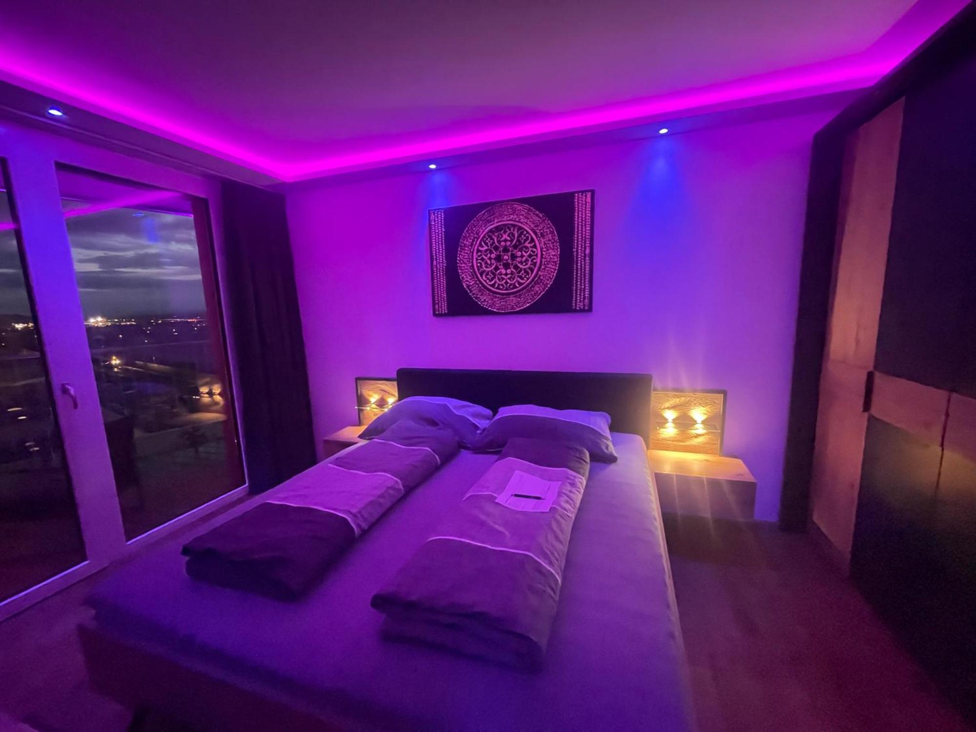 100 Qm Penthouse, Self-Check-In, 2 Parkplaetze Apartment Graz Exterior foto