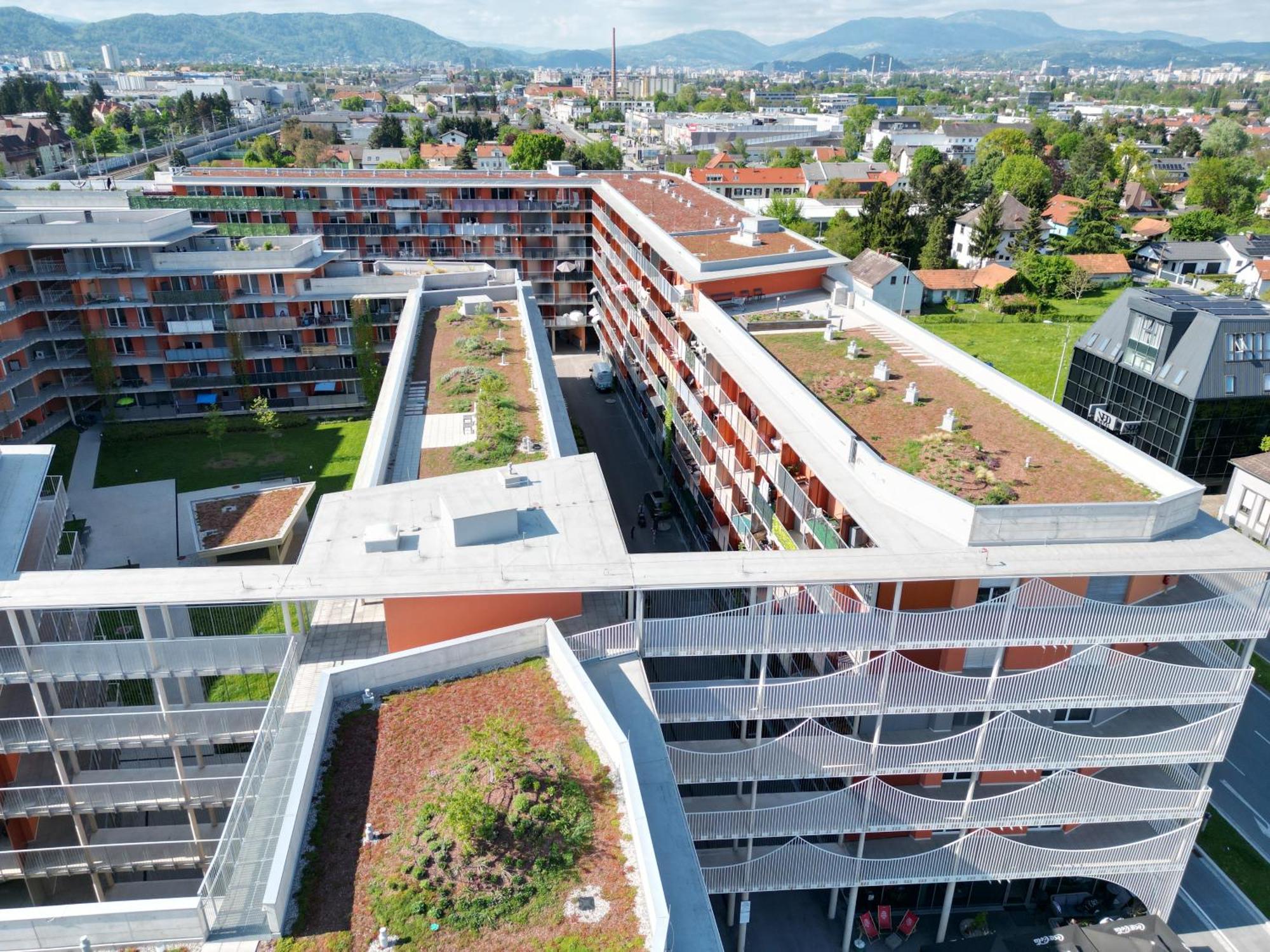 100 Qm Penthouse, Self-Check-In, 2 Parkplaetze Apartment Graz Exterior foto